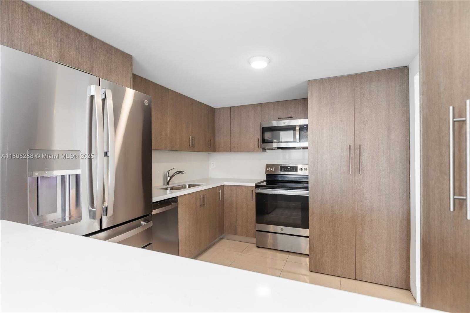 Small Image of 1901 BRICKELL AVE #B1903, Miami Number 21