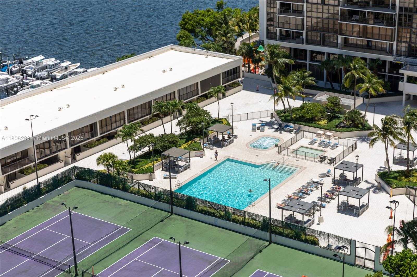 Small Image of 1901 BRICKELL AVE #B1903, Miami Number 7