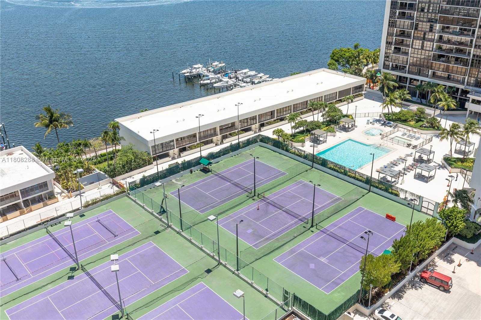 Small Image of 1901 BRICKELL AVE #B1903, Miami Number 9