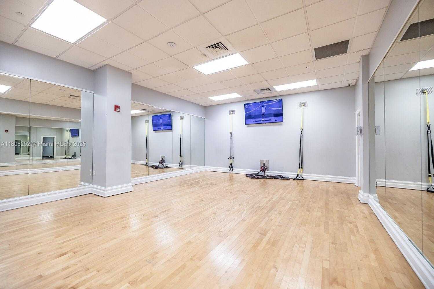 Small Image of 2501 SOUTH OCEAN DR #922, Hollywood Number 37