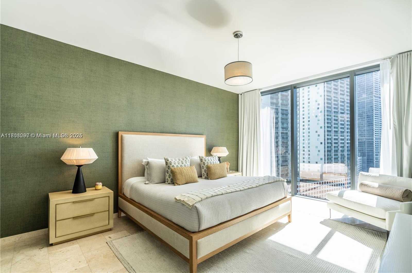 Small Image of 68 SOUTH EAST 6TH ST #1403, Miami Number 12