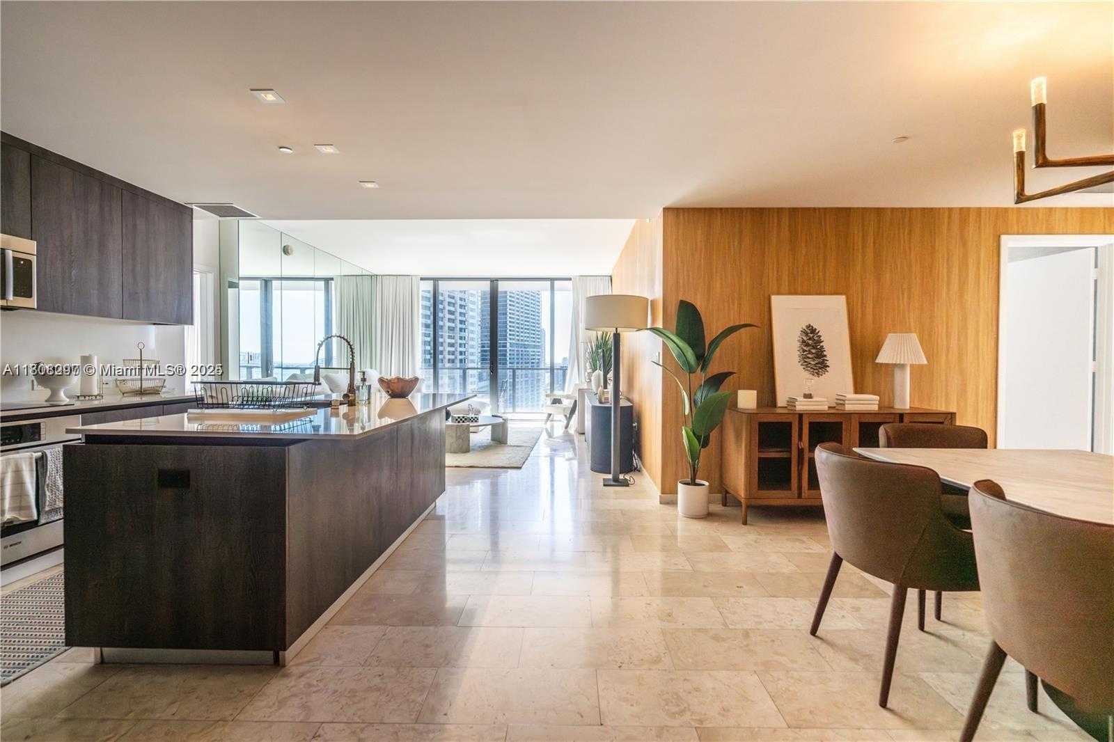 Small Image of 68 SOUTH EAST 6TH ST #1403, Miami Number 2