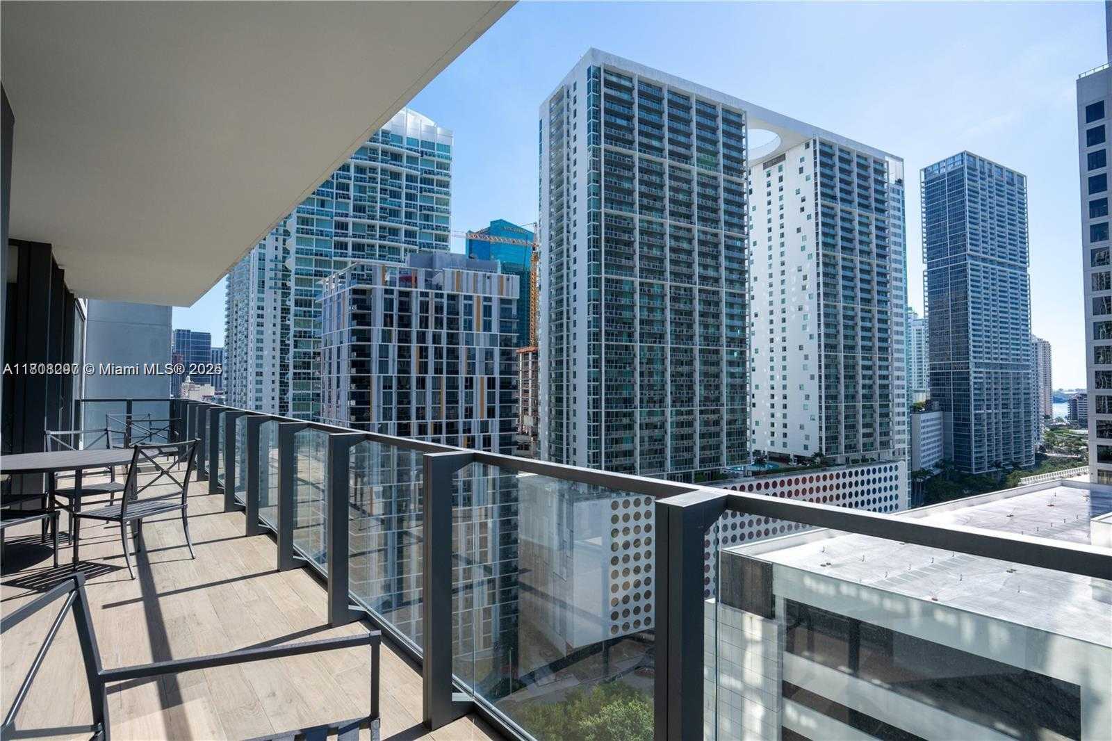 Small Image of 68 SOUTH EAST 6TH ST #1403, Miami Number 26