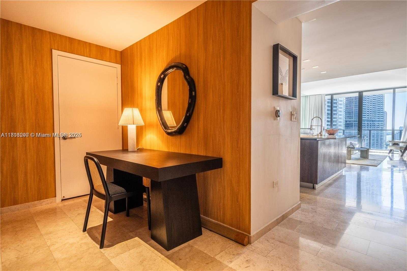 Small Image of 68 SOUTH EAST 6TH ST #1403, Miami Number 9