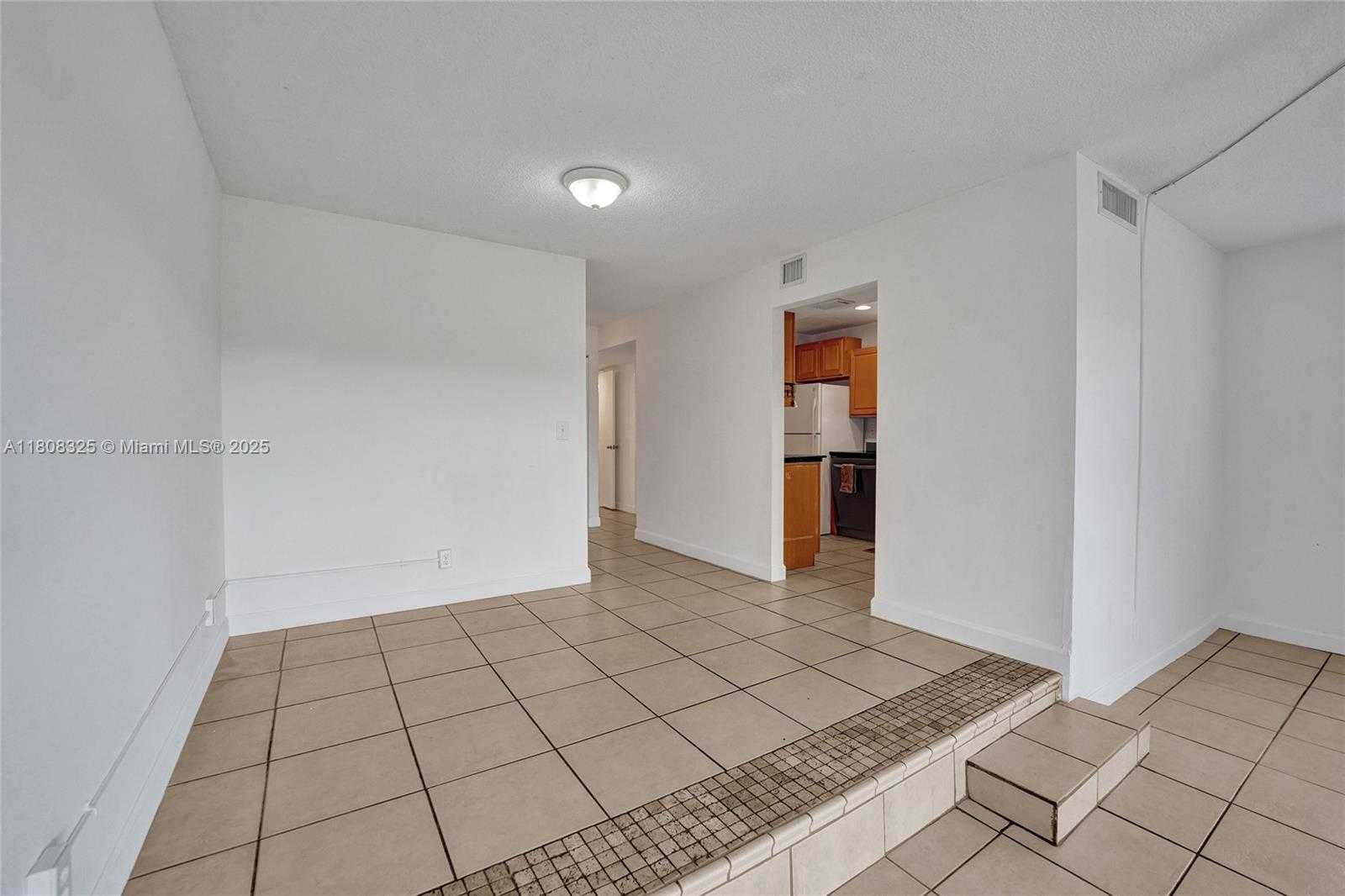 Small Image of 1551 NORTH WEST 92ND AVE #185, Pembroke Pines Number 19