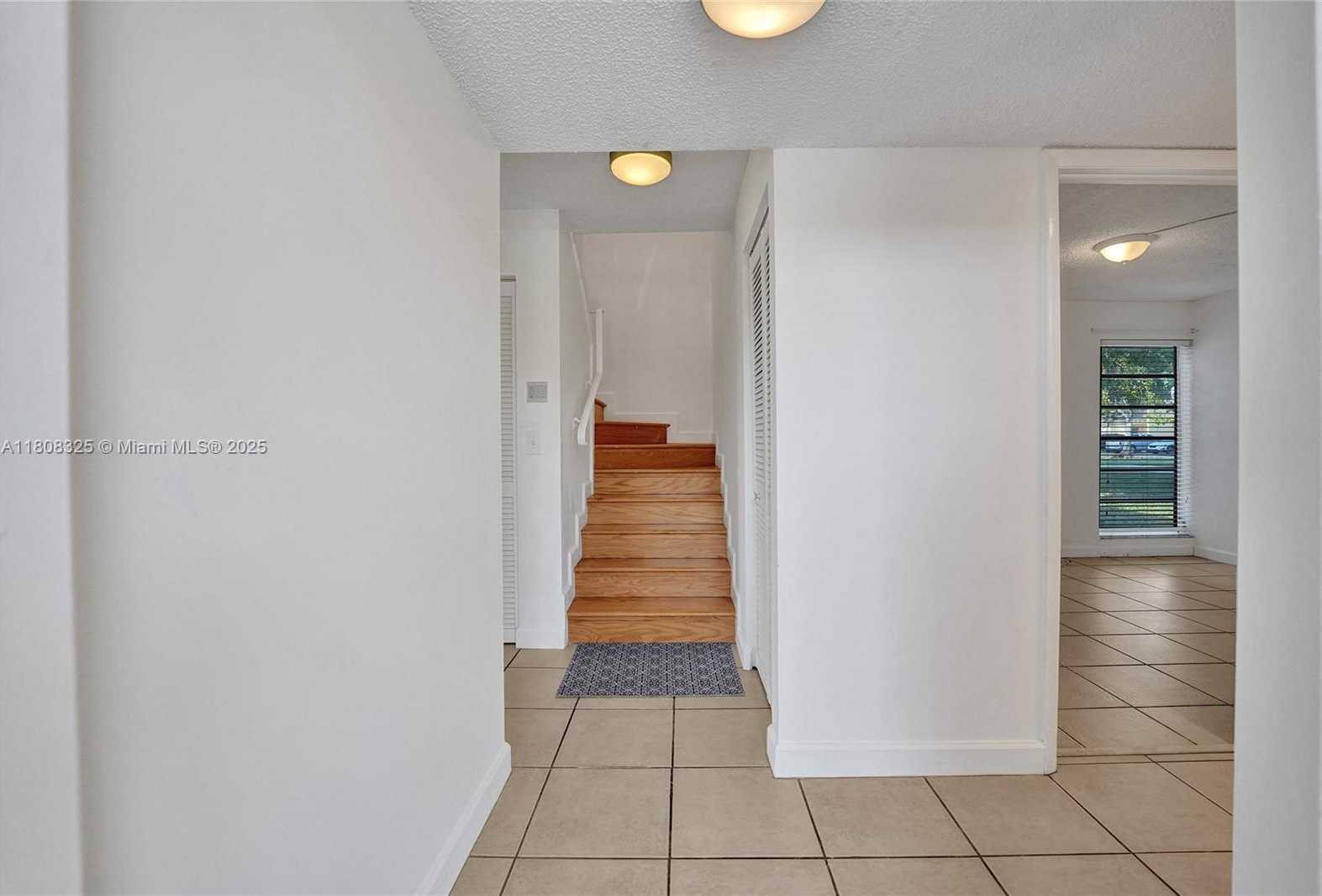 Small Image of 1551 NORTH WEST 92ND AVE #185, Pembroke Pines Number 3