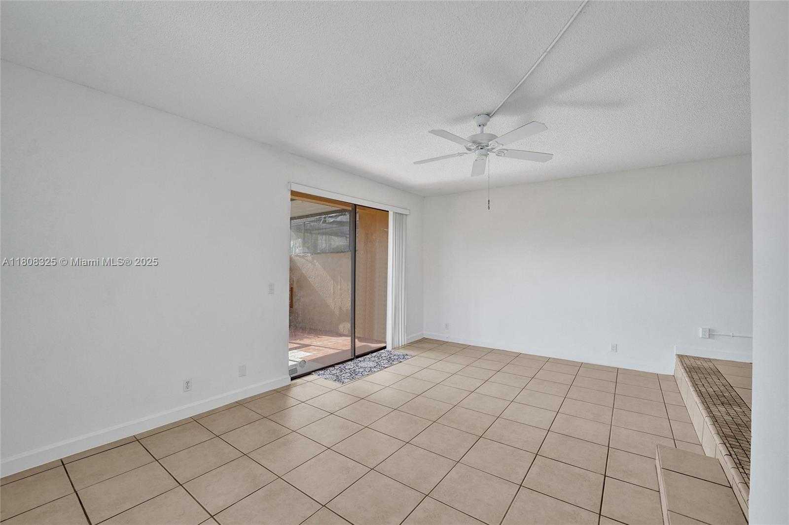 Small Image of 1551 NORTH WEST 92ND AVE #185, Pembroke Pines Number 32