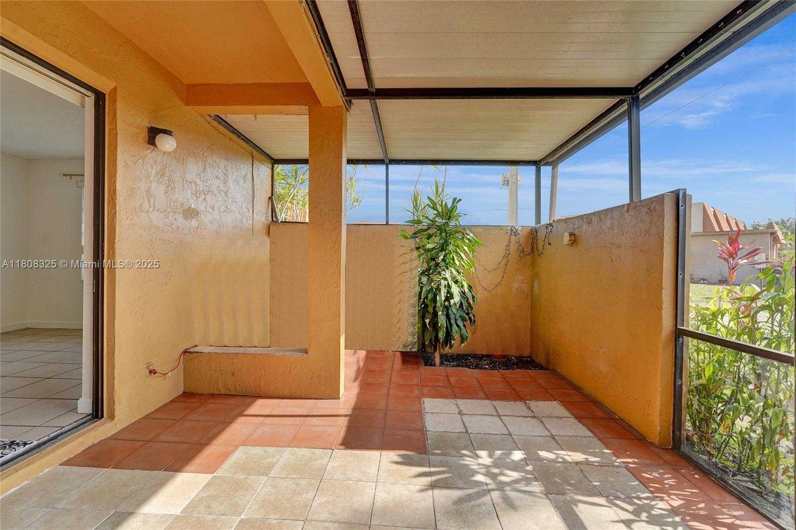 Small Image of 1551 NORTH WEST 92ND AVE #185, Pembroke Pines Number 35