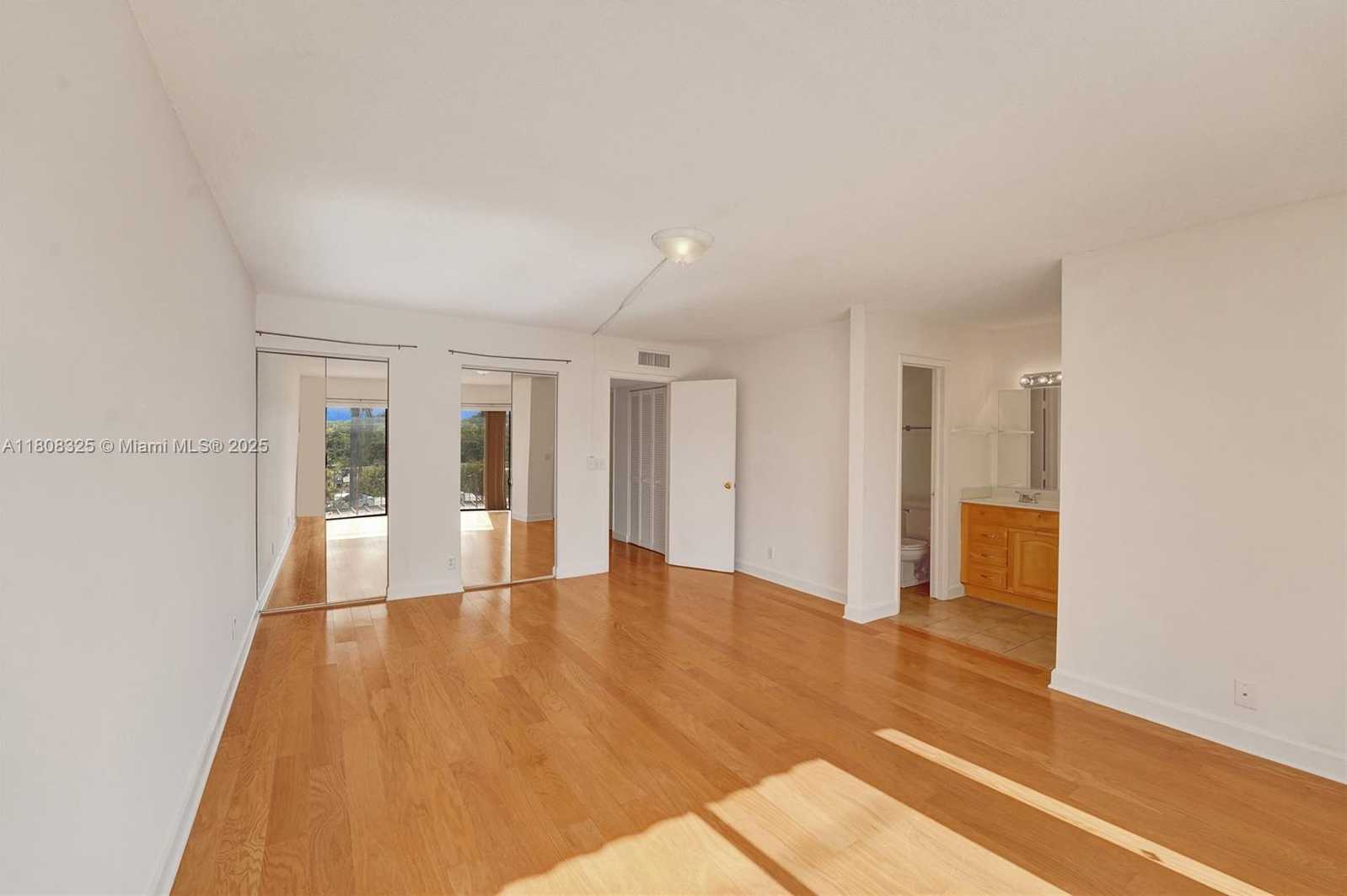 Small Image of 1551 NORTH WEST 92ND AVE #185, Pembroke Pines Number 55