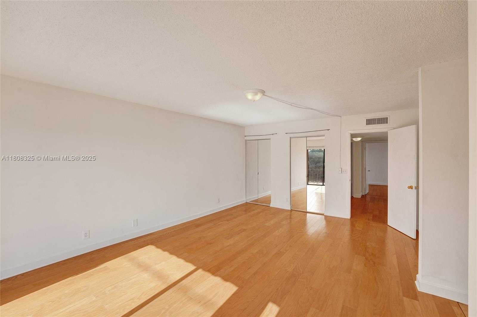 Small Image of 1551 NORTH WEST 92ND AVE #185, Pembroke Pines Number 57