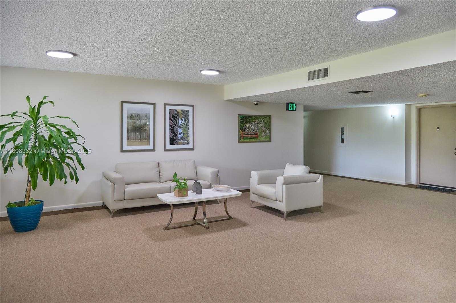 Small Image of 16175 GOLF CLUB RD #308, Weston Number 13