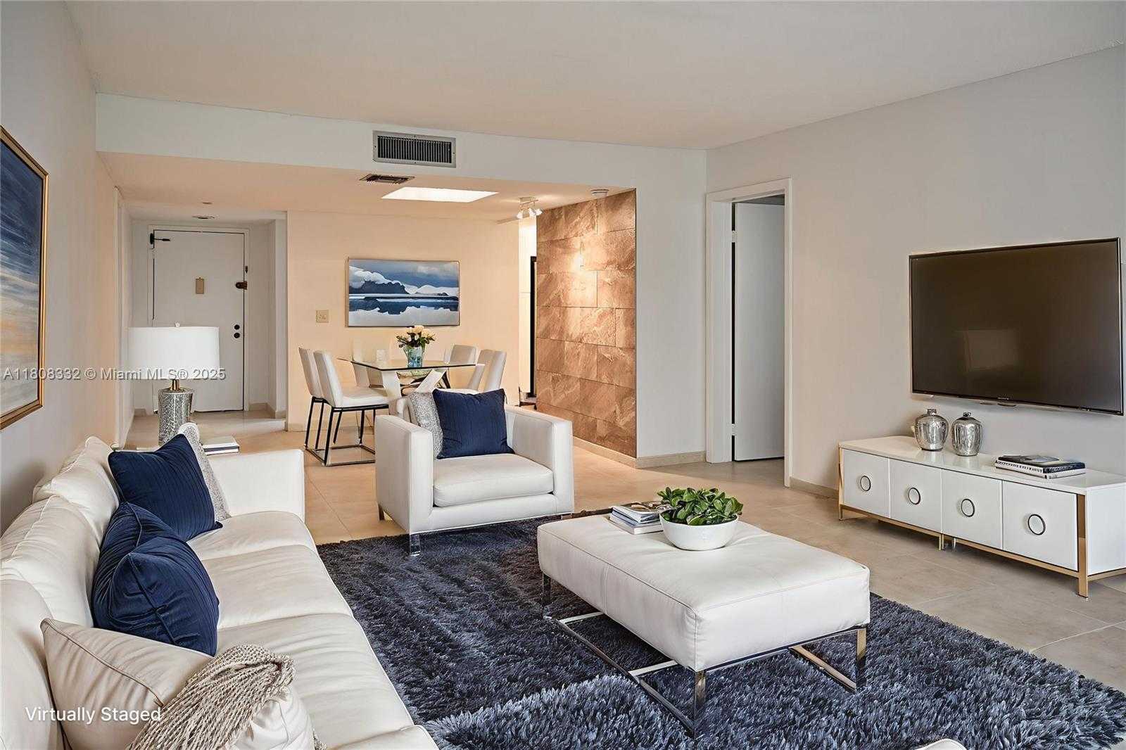 Small Image of 16175 GOLF CLUB RD #308, Weston Number 18