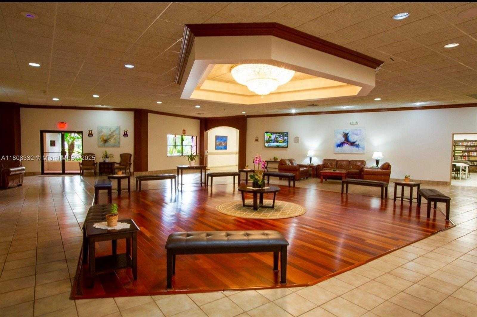Small Image of 16175 GOLF CLUB RD #308, Weston Number 52
