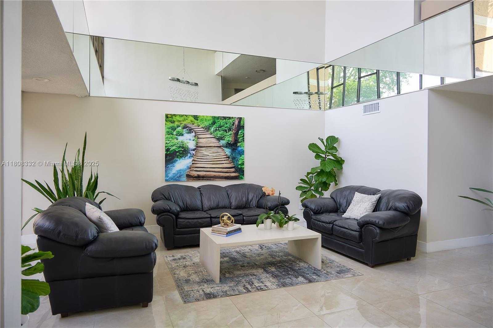 Small Image of 16175 GOLF CLUB RD #308, Weston Number 8