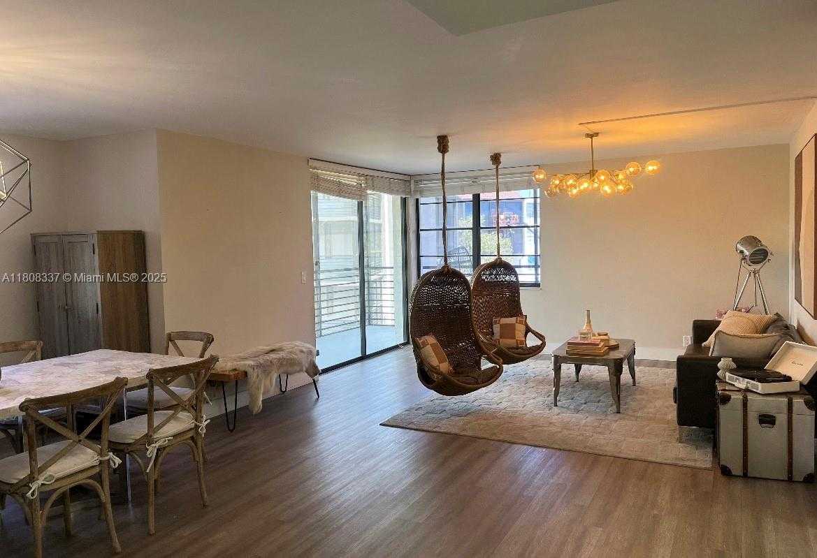Small Image of 3900 NORTH HILLS DR #303, Hollywood Number 4