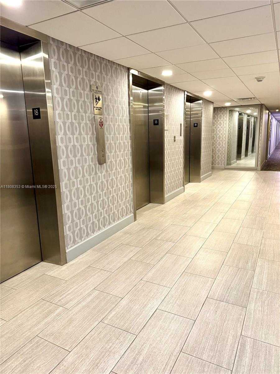 Small Image of 300 BAYVIEW DR #1801, Sunny Isles Beach Number 29
