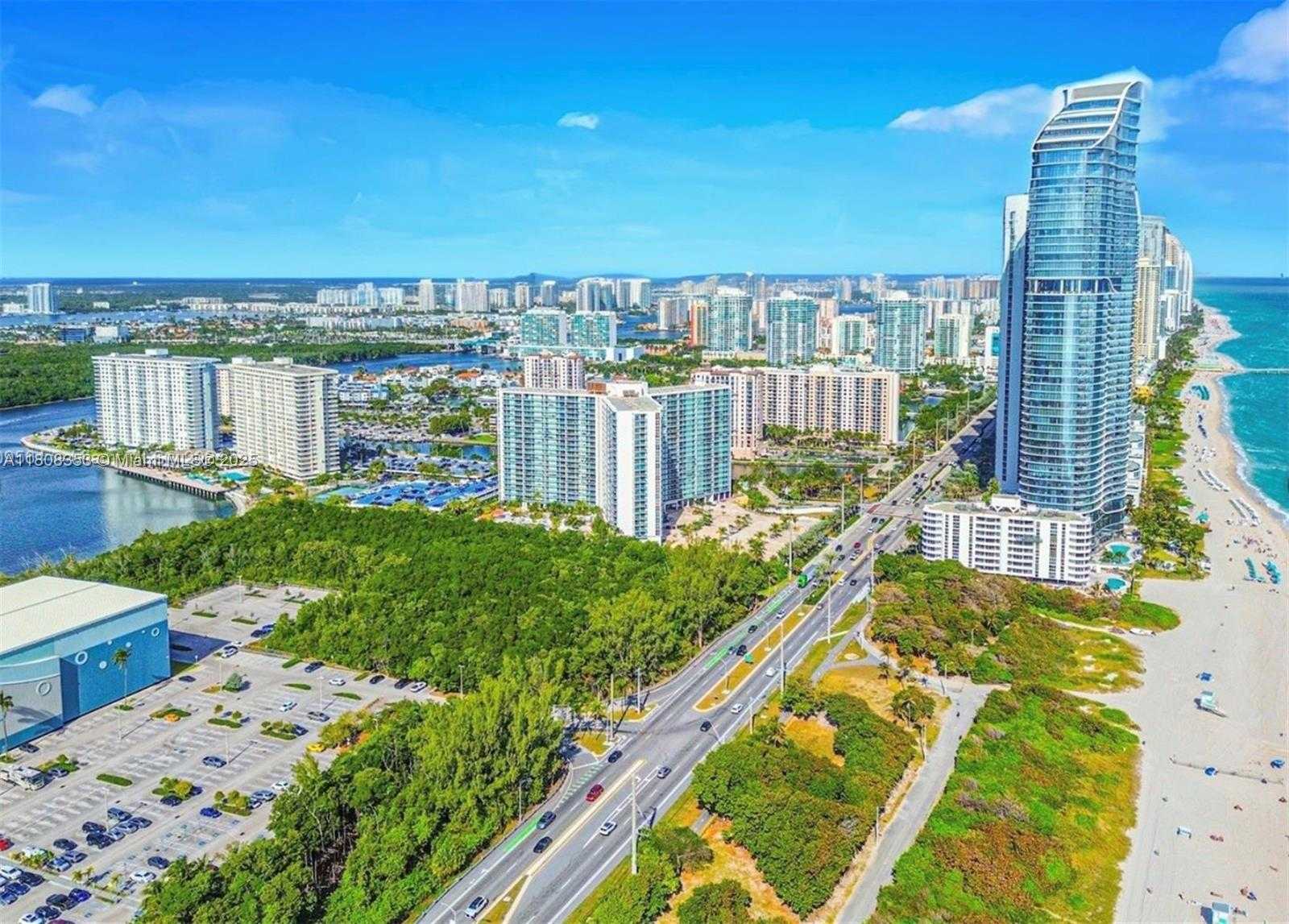 Small Image of 300 BAYVIEW DR #1801, Sunny Isles Beach Number 34
