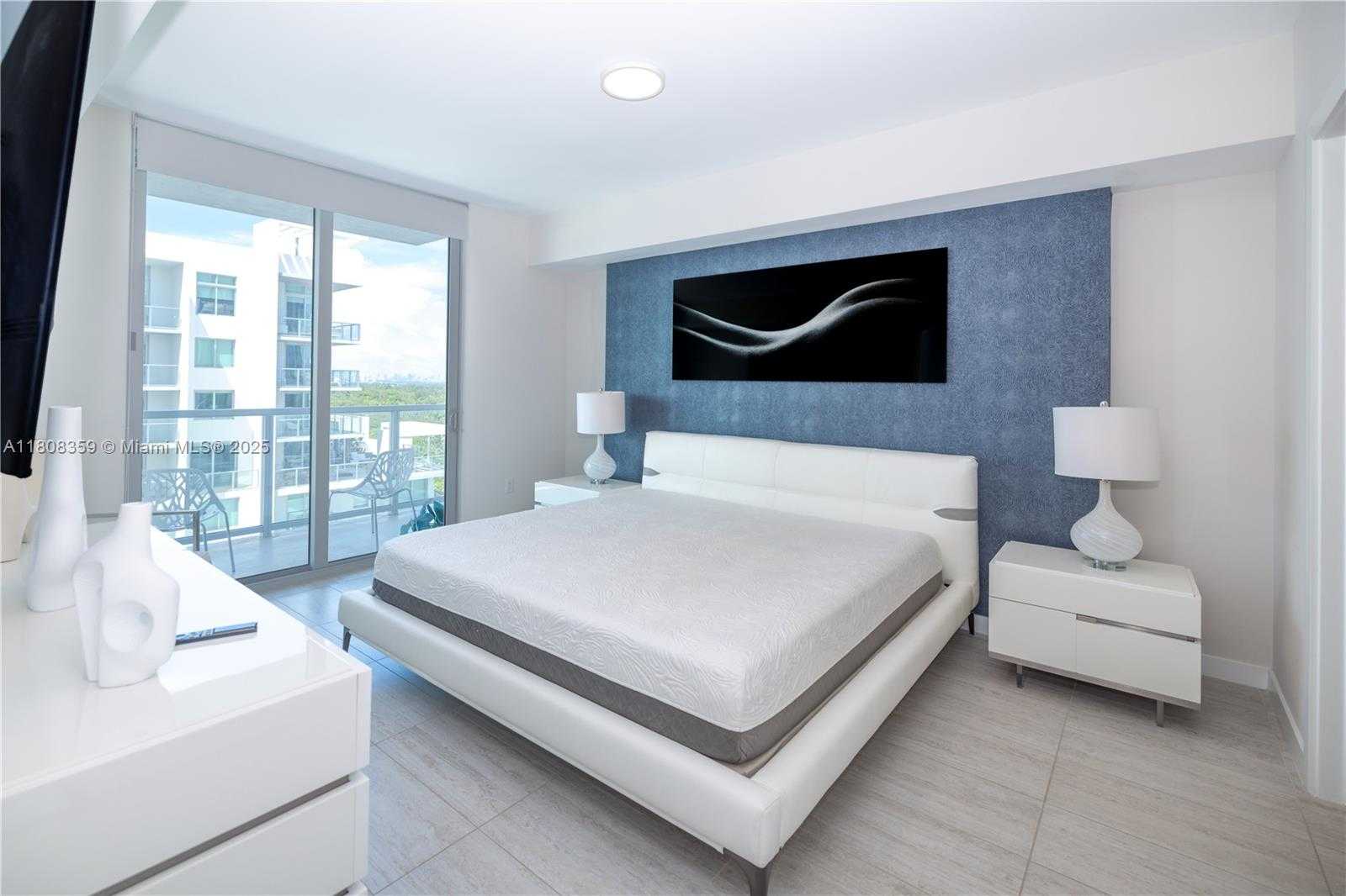 Small Image of 3900 BISCAYNE BLVD #S-1118, Miami Number 22