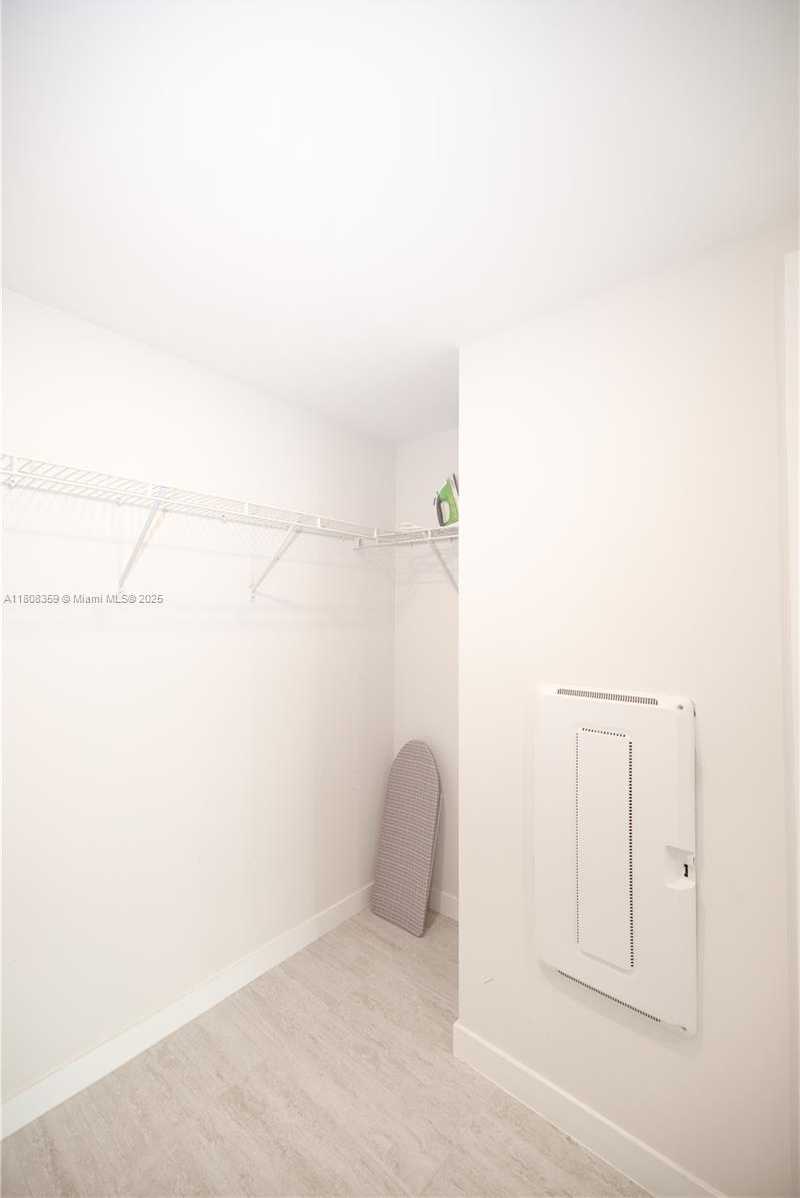 Small Image of 3900 BISCAYNE BLVD #S-1118, Miami Number 23