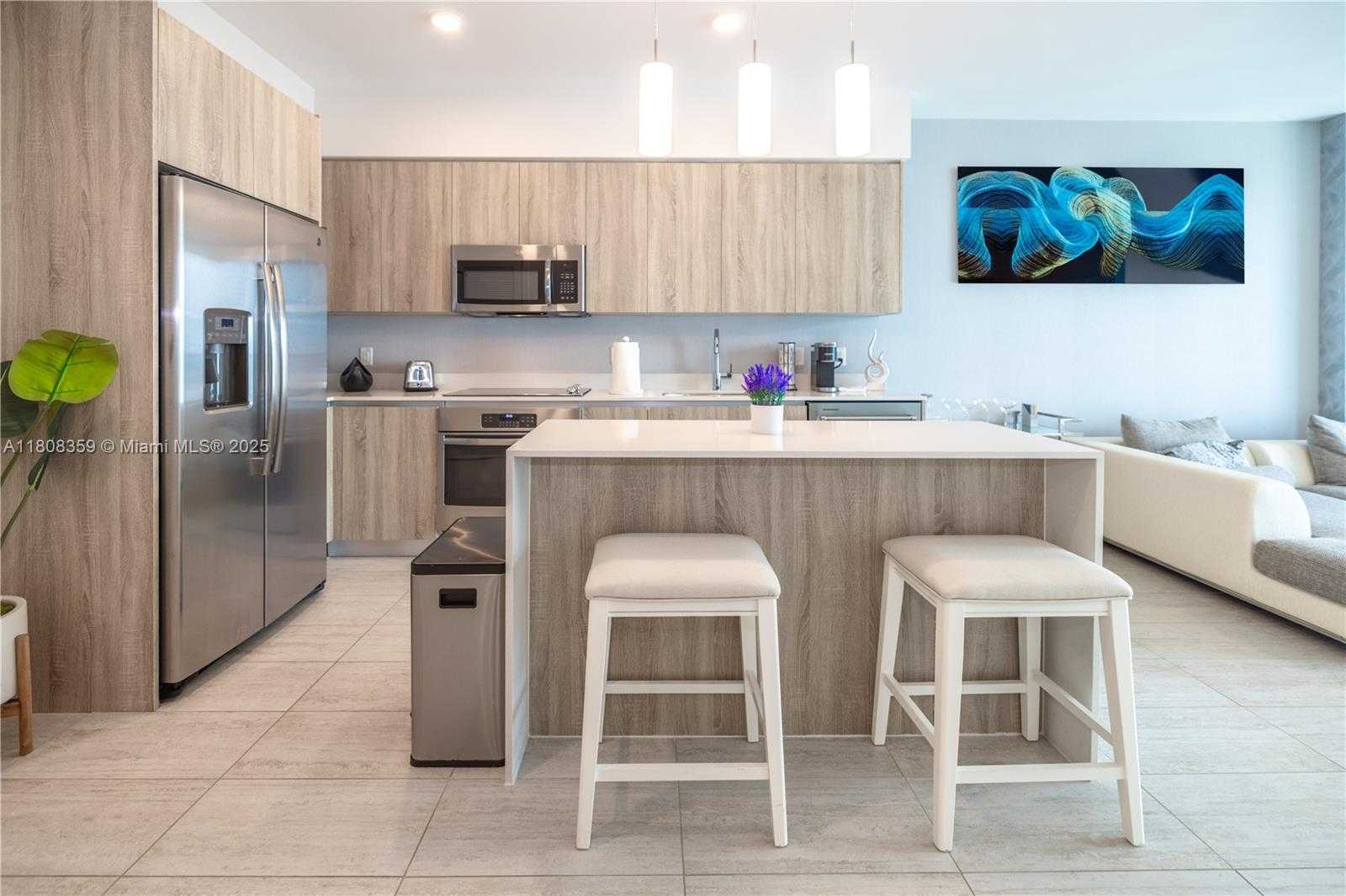 Small Image of 3900 BISCAYNE BLVD #S-1118, Miami Number 32