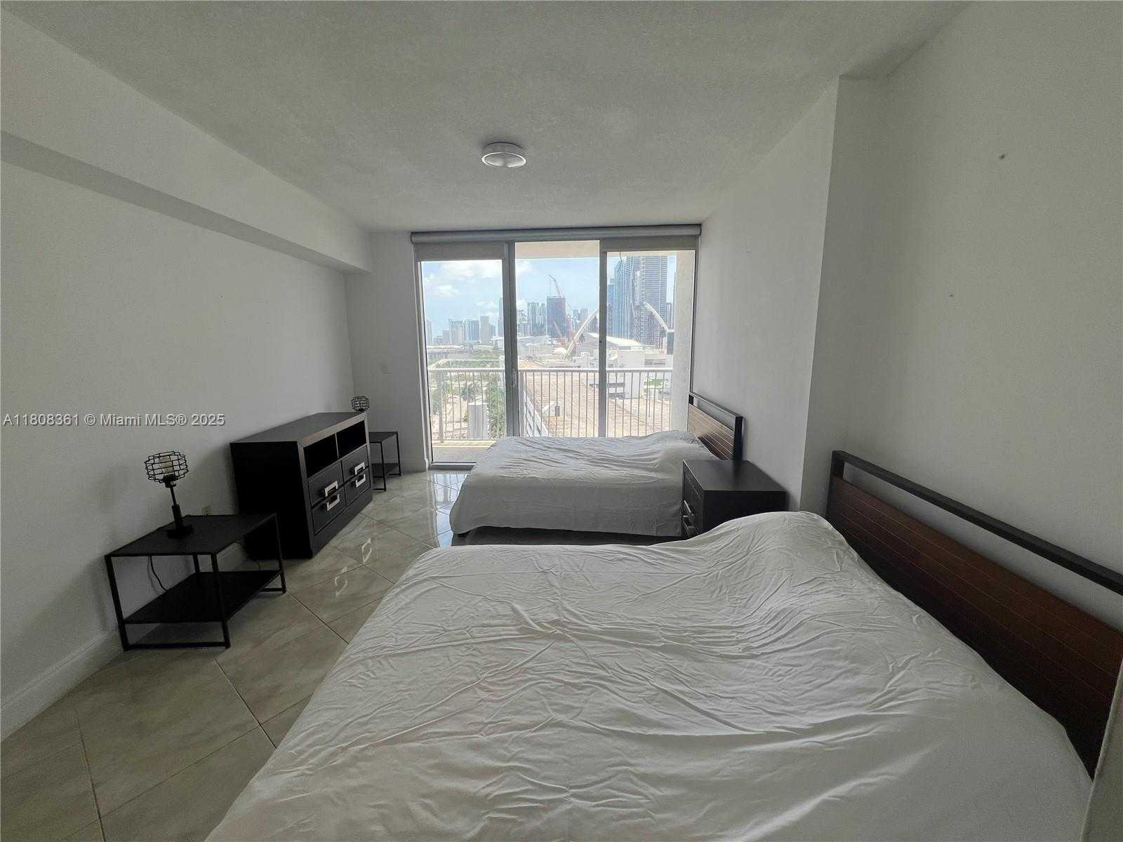 Small Image of 1750 NORTH BAYSHORE DR #1410, Miami Number 6
