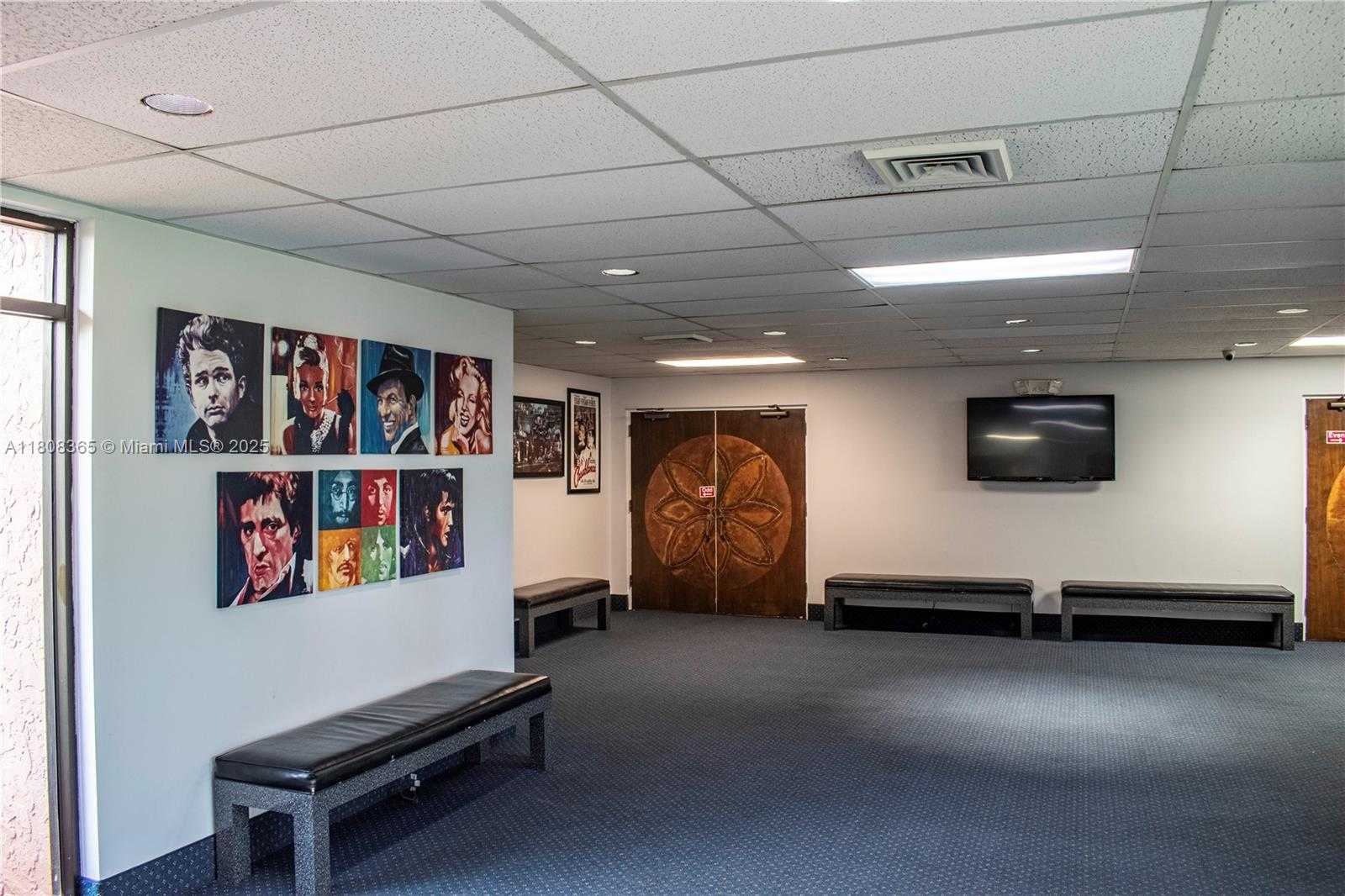 Small Image of 3090 HOLIDAY SPRINGS BLVD #305, Margate Number 23