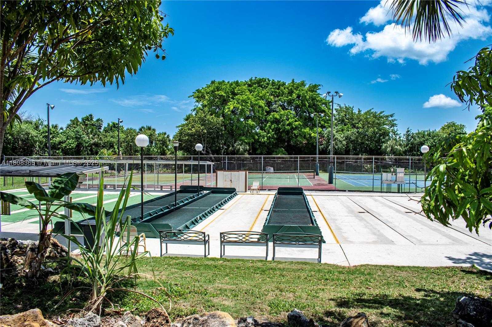 Small Image of 3090 HOLIDAY SPRINGS BLVD #305, Margate Number 30