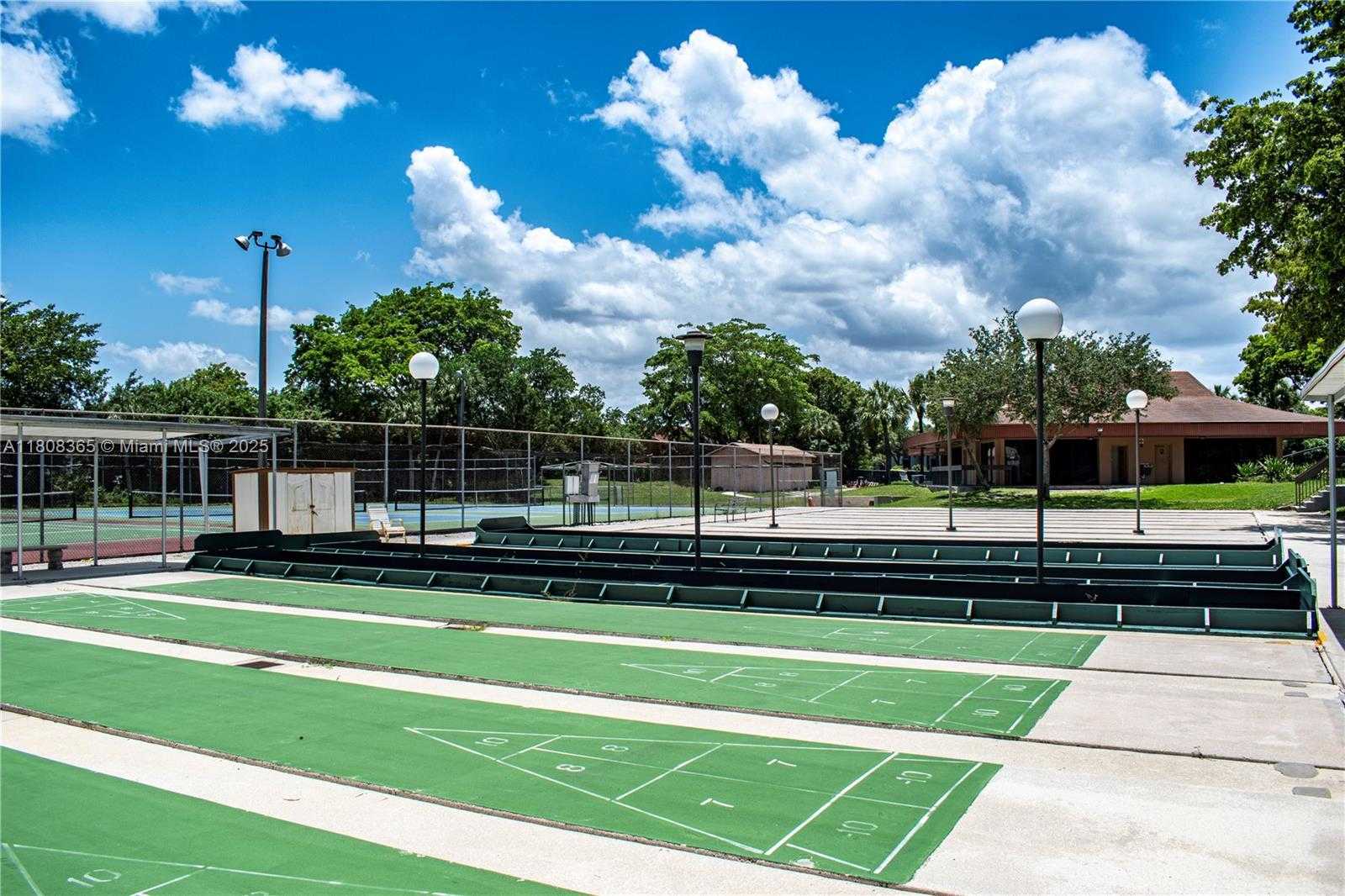 Small Image of 3090 HOLIDAY SPRINGS BLVD #305, Margate Number 31