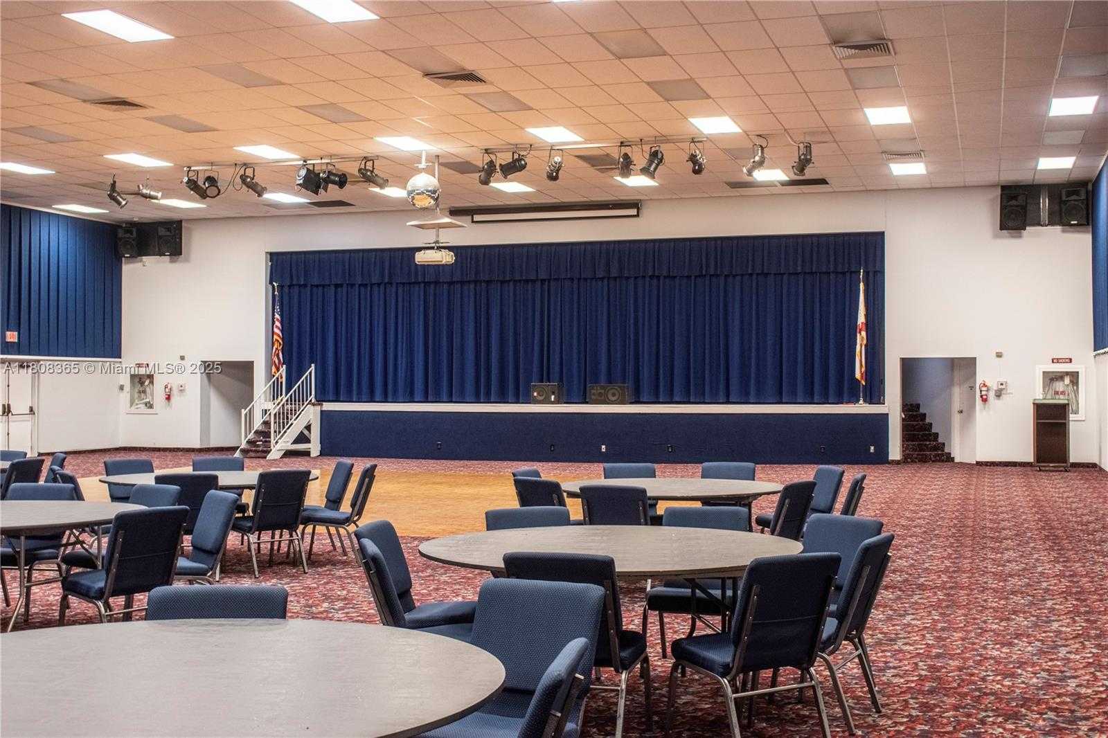 Small Image of 3090 HOLIDAY SPRINGS BLVD #305, Margate Number 34