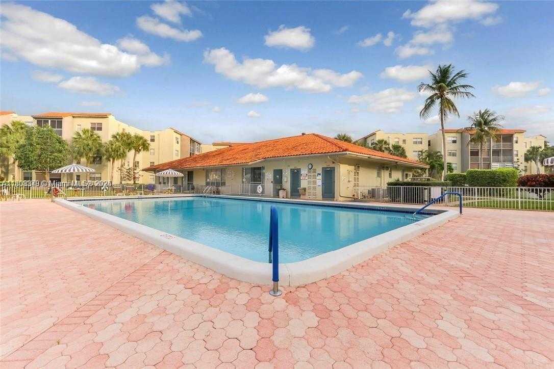Small Image of 1800 SOUTH WEST 81ST AVE #1105, North Lauderdale Number 20