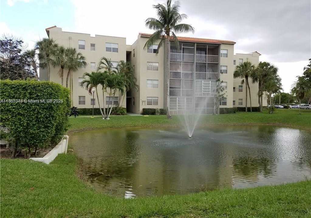 Small Image of 1800 SOUTH WEST 81ST AVE #1105, North Lauderdale Number 4