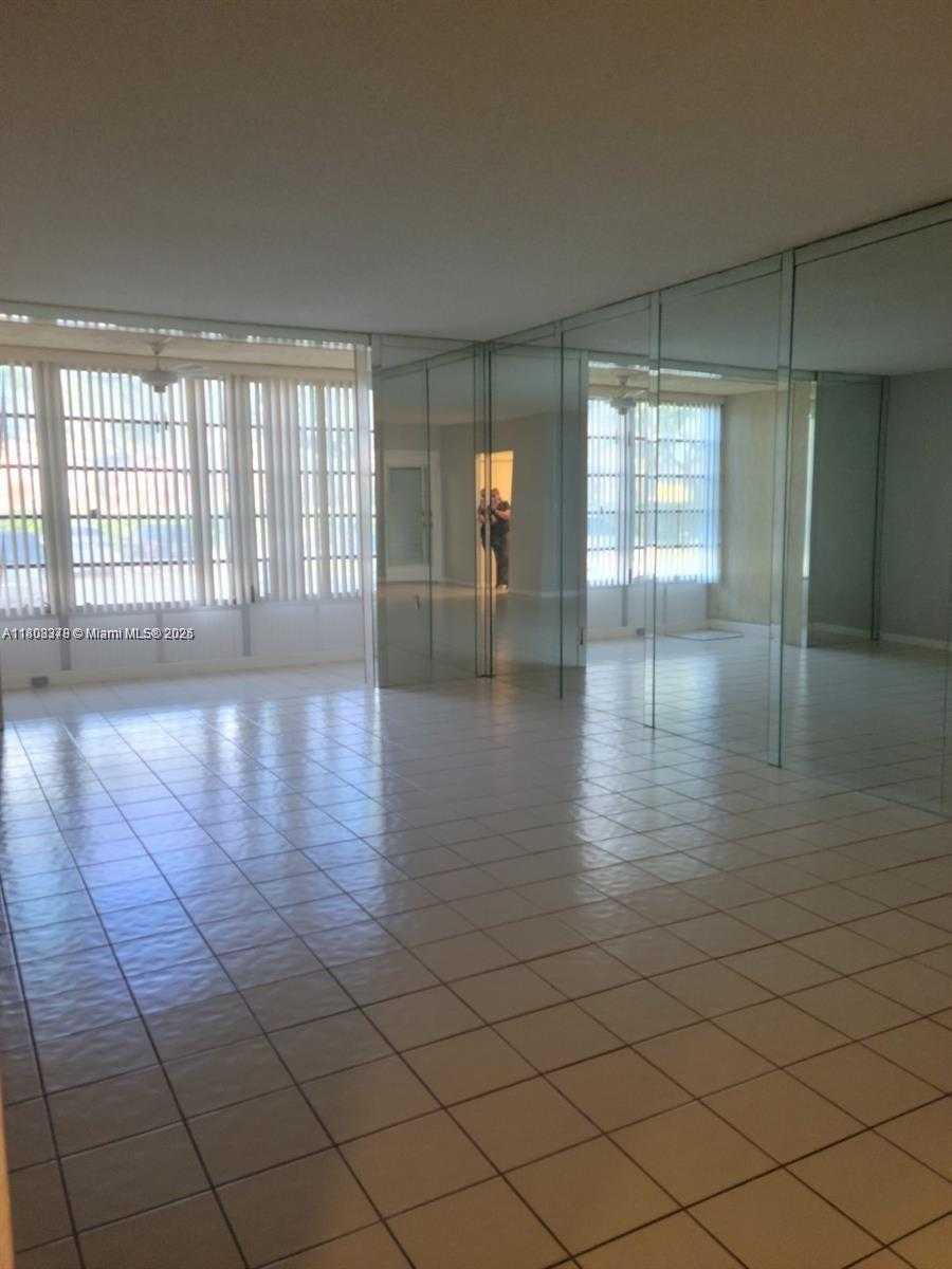 Small Image of 1800 SOUTH WEST 81ST AVE #1105, North Lauderdale Number 8