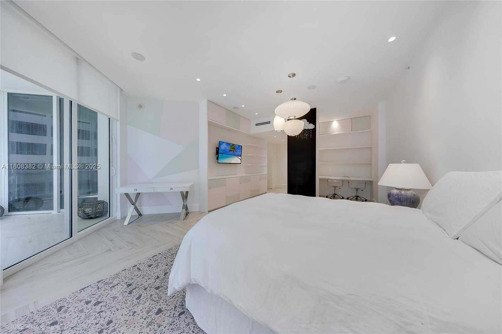 Small Image of 10225 COLLINS AVE #604, Bal Harbour Number 15