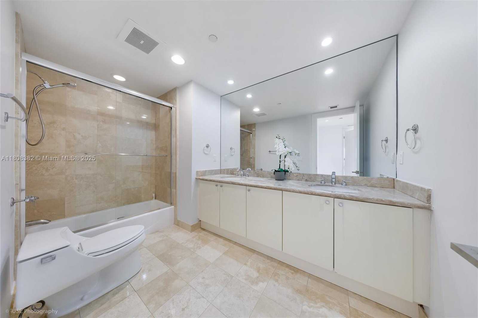 Small Image of 10225 COLLINS AVE #604, Bal Harbour Number 16