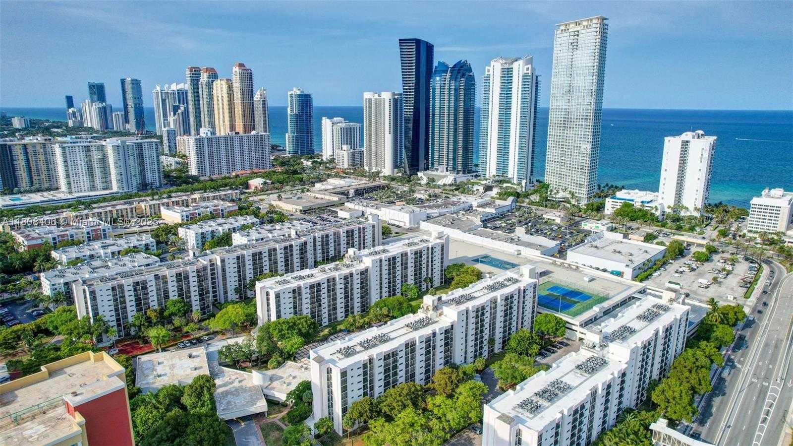 Small Image of 17021 NORTH BAY RD #220, Sunny Isles Beach Number 39