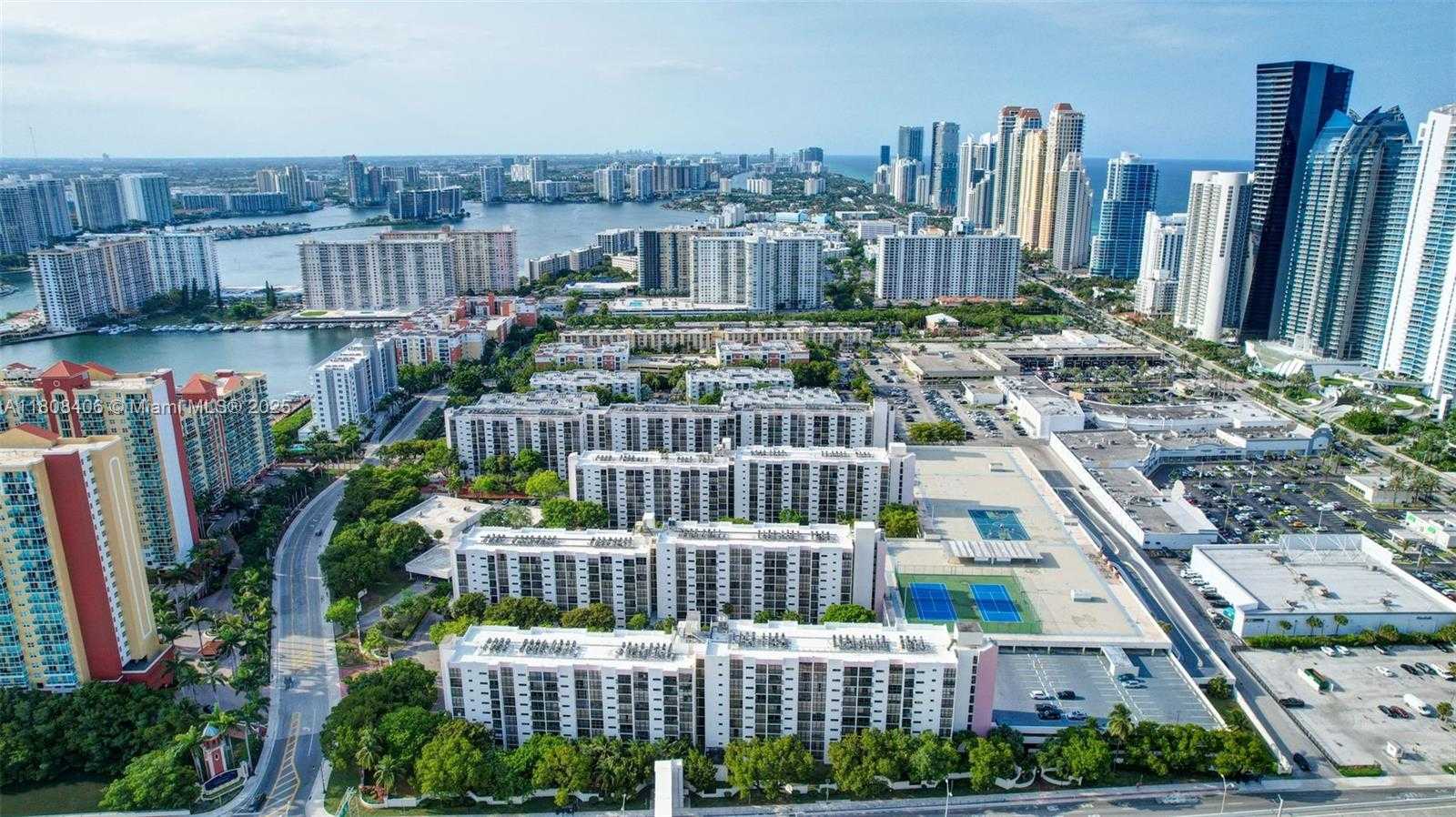 Small Image of 17021 NORTH BAY RD #220, Sunny Isles Beach Number 41