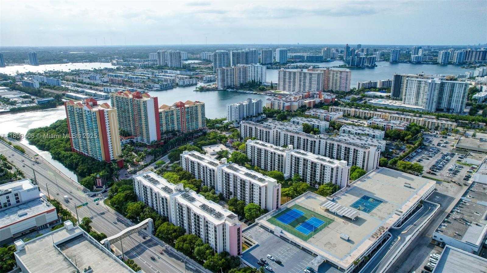 Small Image of 17021 NORTH BAY RD #220, Sunny Isles Beach Number 42