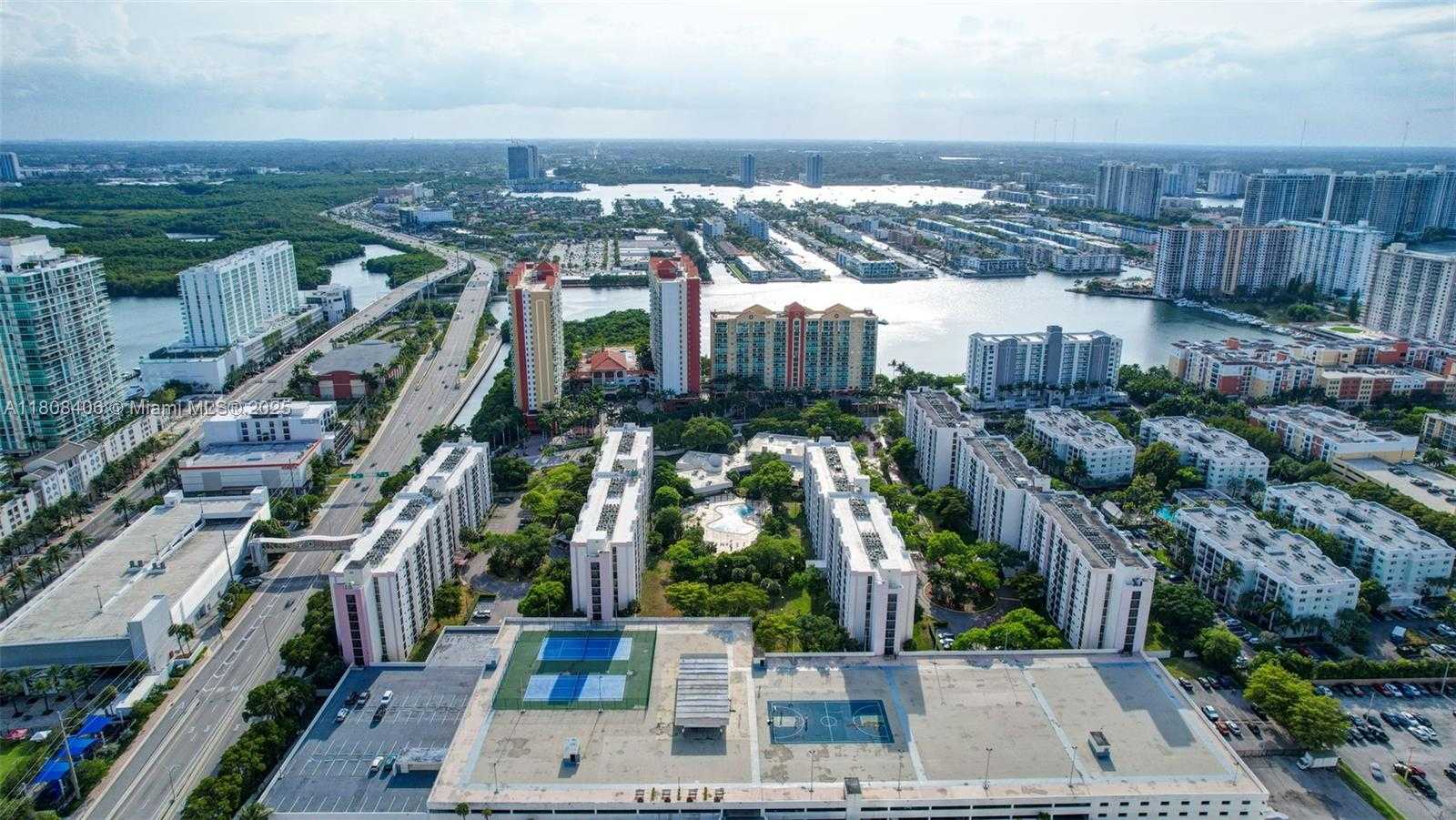 Small Image of 17021 NORTH BAY RD #220, Sunny Isles Beach Number 43