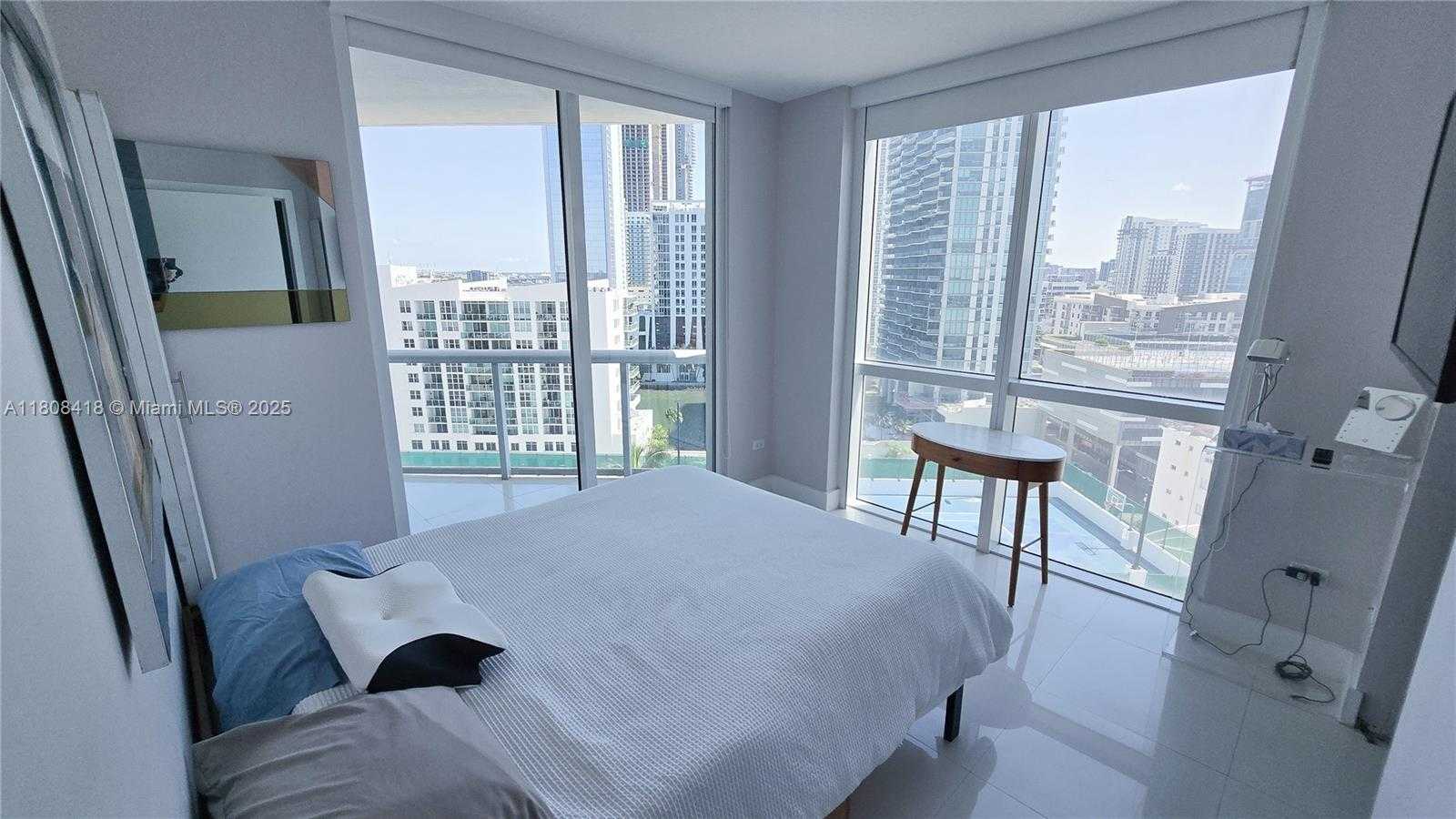 Small Image of 480 NORTH EAST 30TH ST #1405, Miami Number 23