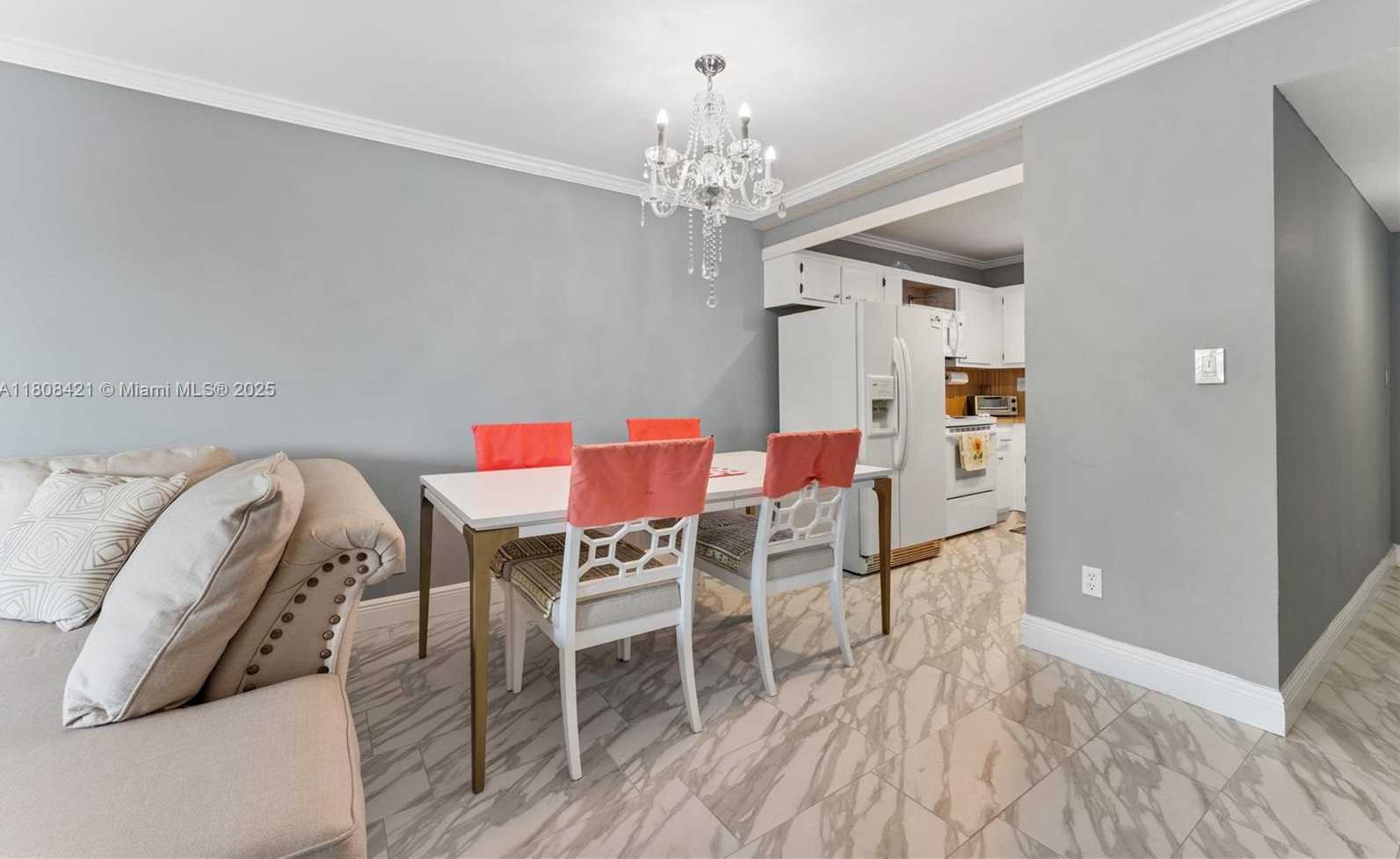 Small Image of 9401 SUNRISE LAKES BLVD #307, Sunrise Number 11