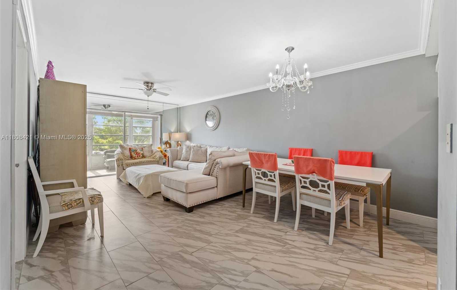 Small Image of 9401 SUNRISE LAKES BLVD #307, Sunrise Number 6