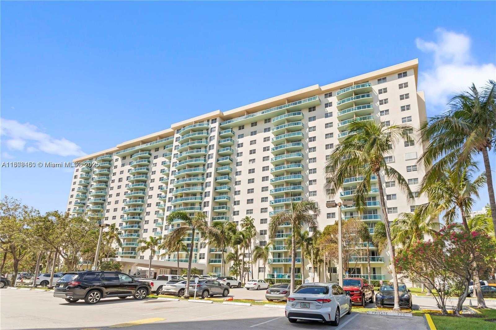 Small Image of 19390 COLLINS AVE #217, Sunny Isles Beach Number 11