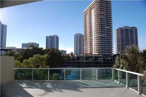 Small Image of 19390 COLLINS AVE #217, Sunny Isles Beach Number 4