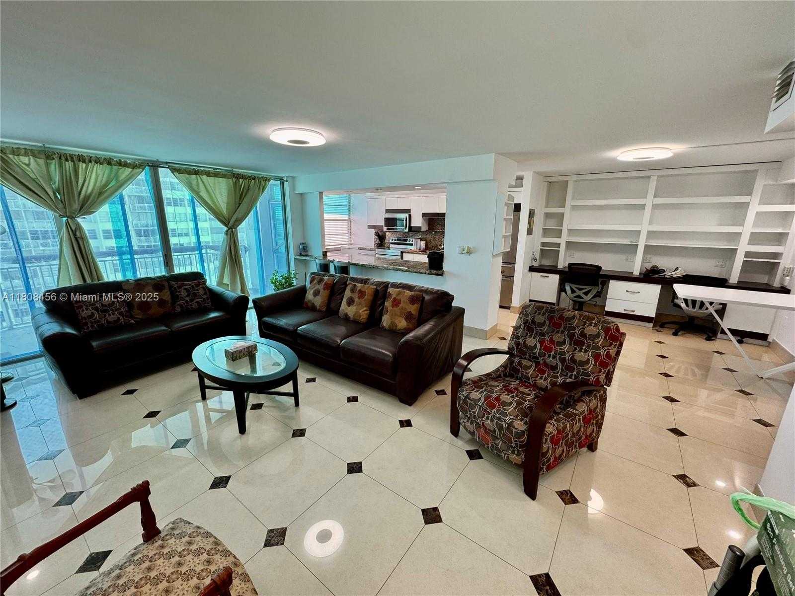 Small Image of 18051 BISCAYNE BLVD #1501, Aventura Number 3