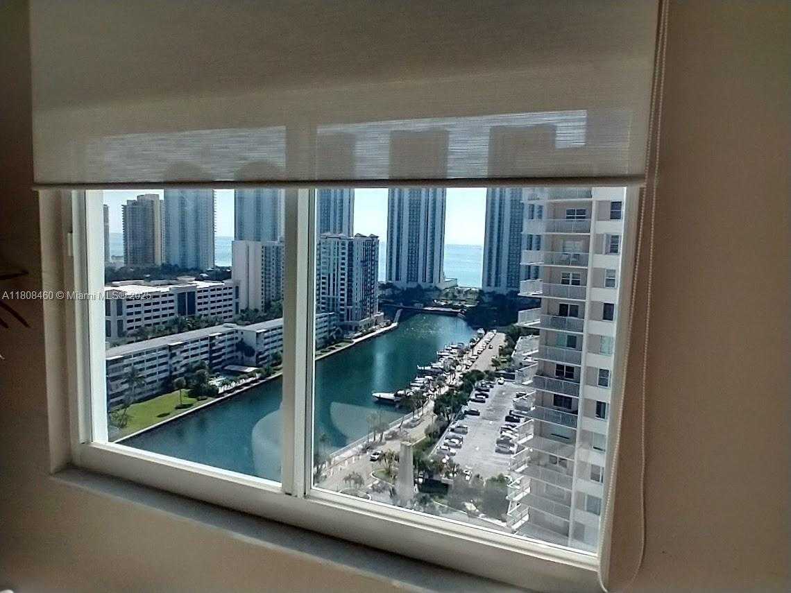 Small Image of 500 BAYVIEW DR #2031, Sunny Isles Beach Number 16