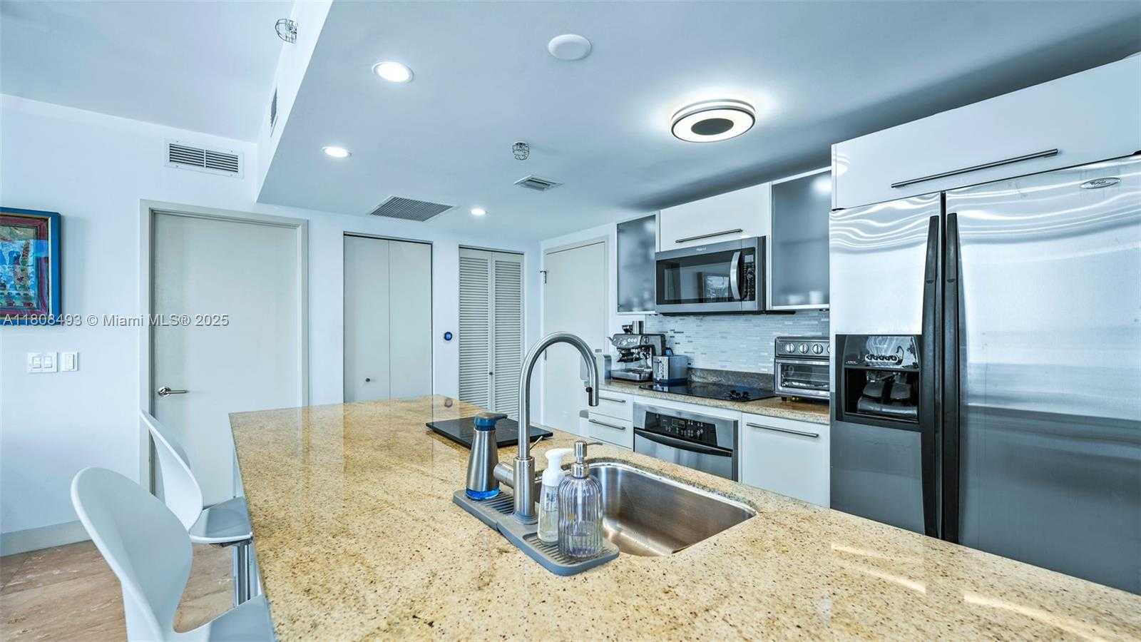 Small Image of 185 SOUTH WEST 7TH ST #2911, Miami Number 10