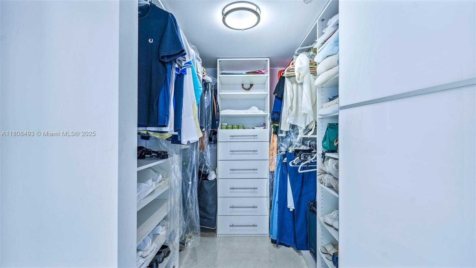 Small Image of 185 SOUTH WEST 7TH ST #2911, Miami Number 21