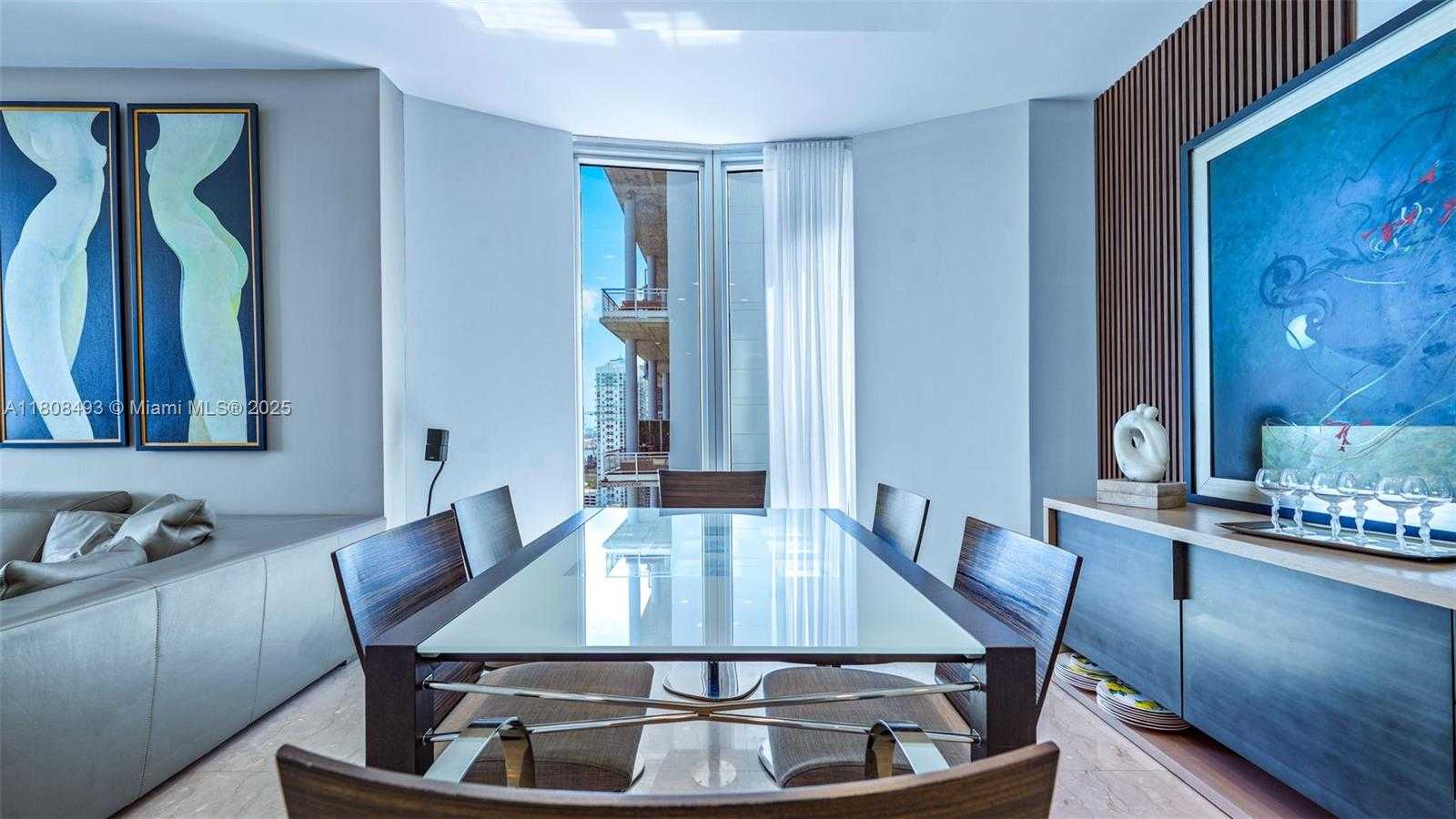 Small Image of 185 SOUTH WEST 7TH ST #2911, Miami Number 7