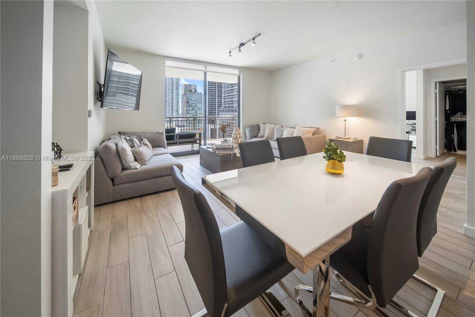Small Image of 999 SOUTH WEST 1ST AVE #1617, Miami Number 15