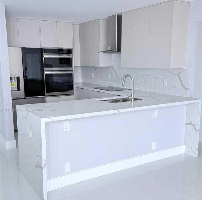 Small Image of 20379 WEST COUNTRY CLUB DR #1233, Aventura Number 5
